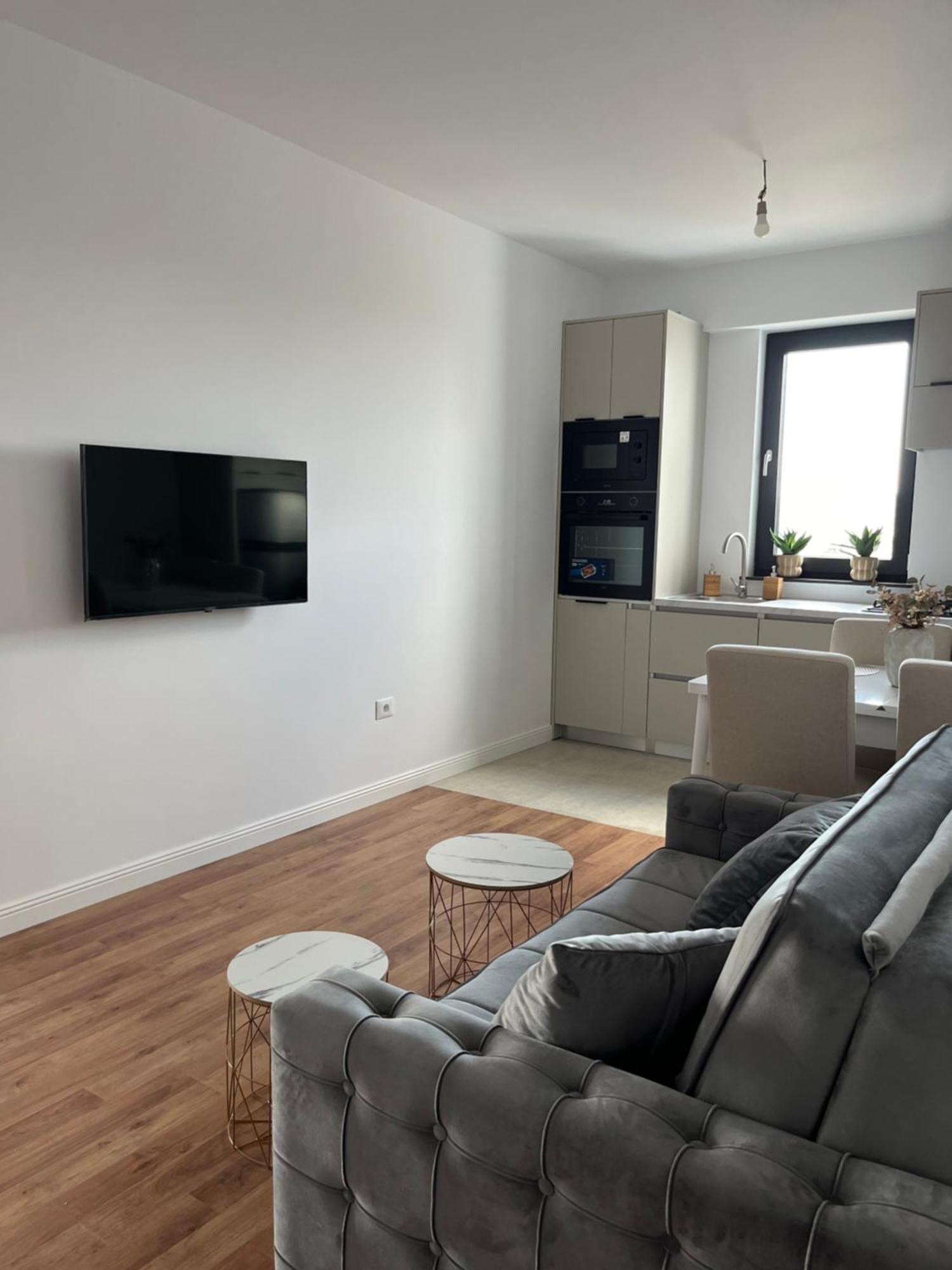 Apartament Nou Neo Tower Сучеава Екстериор снимка