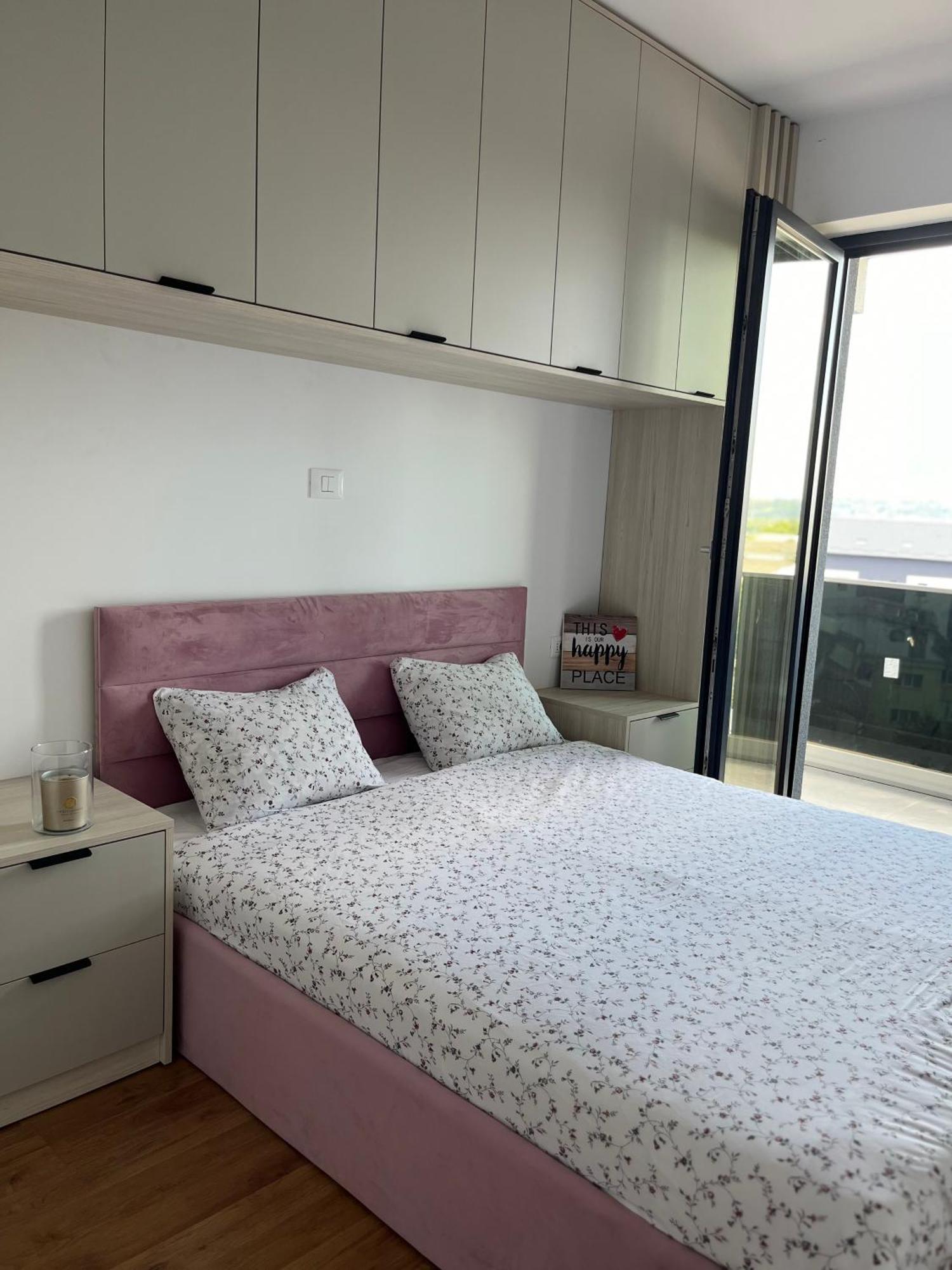 Apartament Nou Neo Tower Сучеава Екстериор снимка